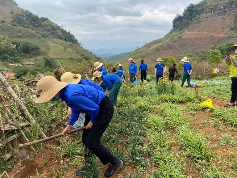 ĐOÀN THANH NIÊN TRƯỜNG MẦM NON BAN MAI LAO ĐỘNG CHÀO MỪNG NGÀY MÙNG 26/3